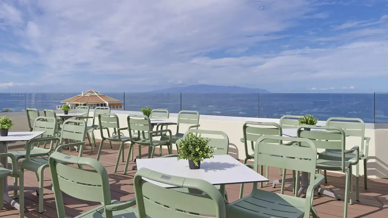 Taras restauracyjny w H10 Las Palmeras