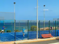 Boisko do tenisa w H10 Tindaya