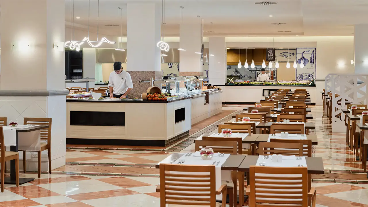 Restauracja z bufetem w hotelu H10 Tindaya