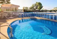 Basen z delfinem w HTop Molinos Park