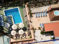 Widok z góry na kompleks HTop Palm Beach
