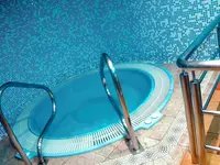 Basen spa w obiekcie HTop Pineda Palace