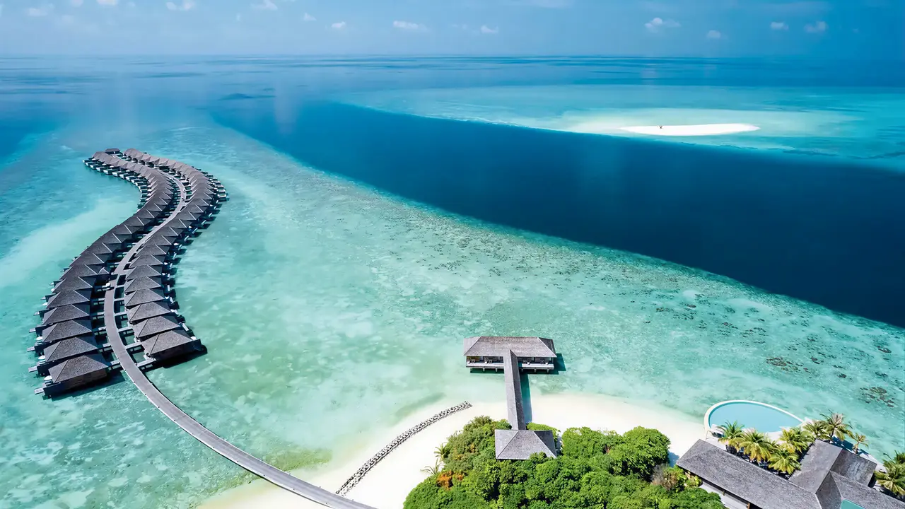 Widok z lotu ptaka na Hurawalhi Island Resort