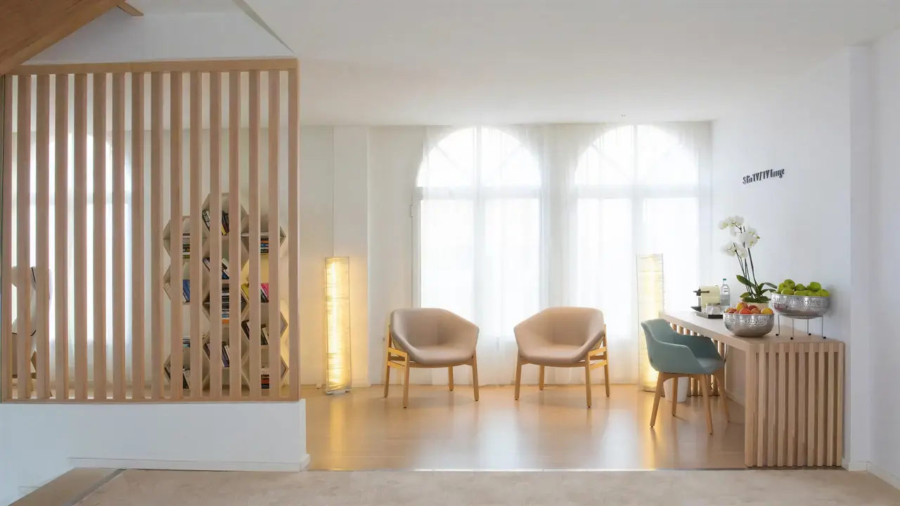 Jasny kącik wypoczynkowy w Iberostar Grand Salome