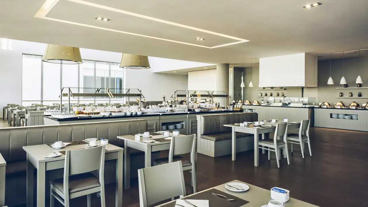 Restauracja z bufetem w Iberostar Lagos Algarve
