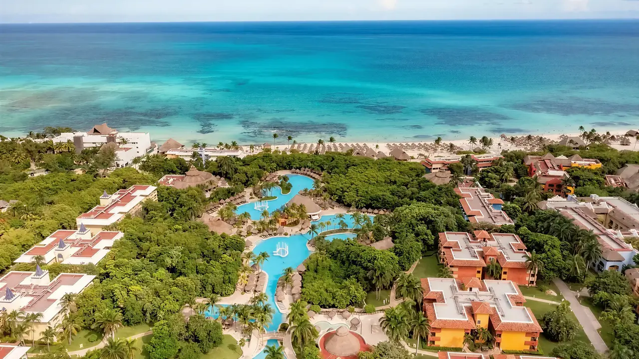 Widok z lotu ptaka na kompleks Iberostar Paraiso Del Mar