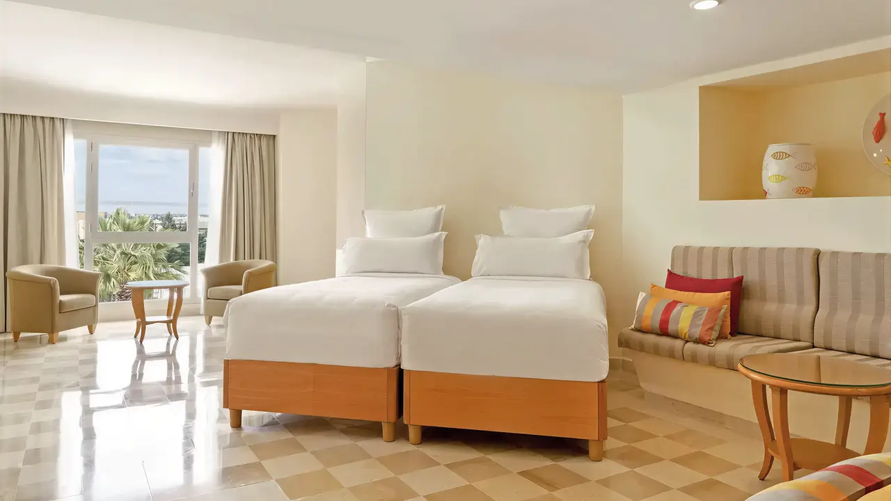 Pokój z dwoma łóżkami w Iberostar Selection Kantaoui Bay