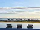 Basen z widokiem na morze w Iberostar Selection Kantaoui Bay