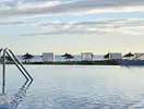 Basen z widokiem na morze w Iberostar Selection Kantaoui Bay