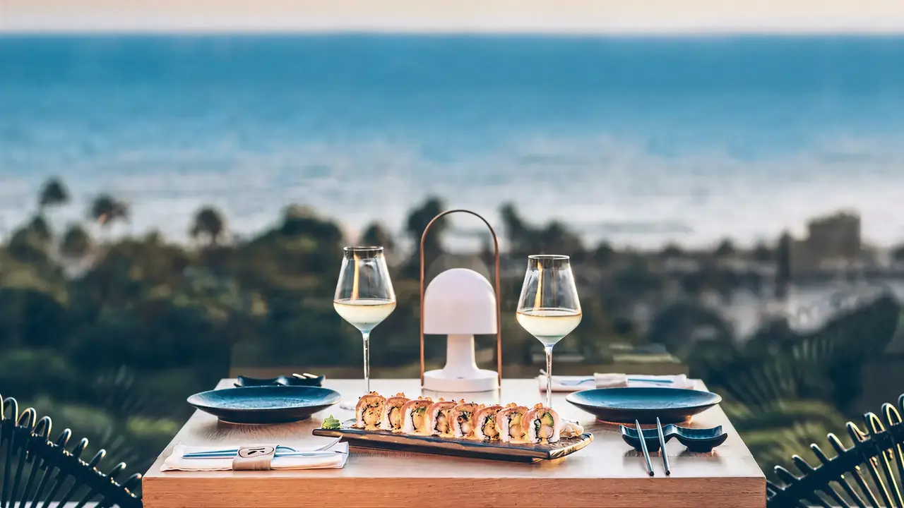 Kolacja z widokiem na morze w Iberostar Waves Bahia de Palma (ex Royal Cupido)