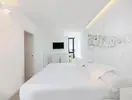 Jasny pokój z łóżkiem w Iberostar Waves Bahia de Palma (ex Royal Cupido)