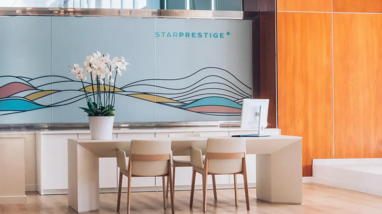 Recepcja w hotelu Iberostar Waves Bouganville Playa