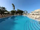 Basen przy hotelu Iberostar Waves Bouganville Playa