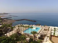 Widok na kompleks hotelowy Iberostar Waves Bouganville Playa