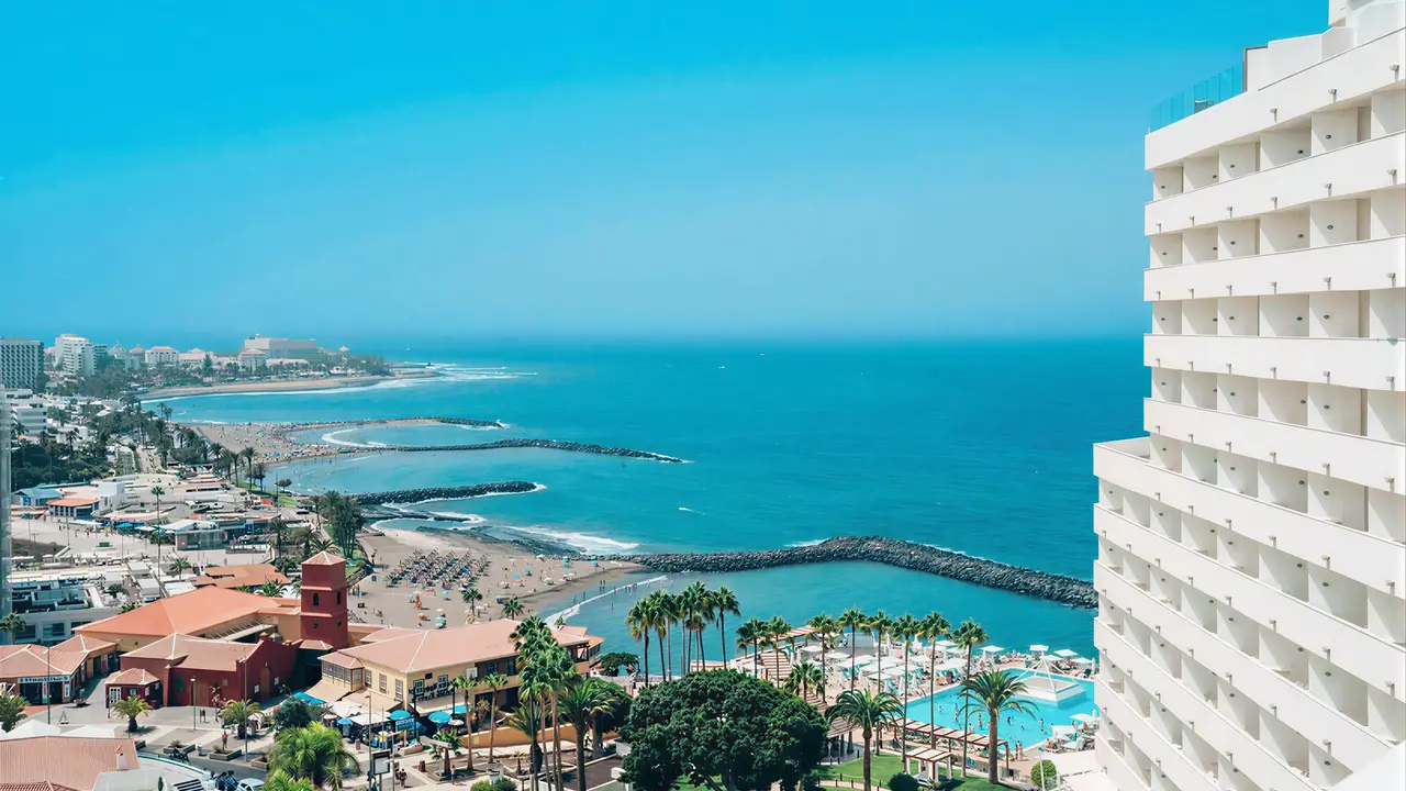 Widok na kompleks hotelowy Iberostar Waves Bouganville Playa