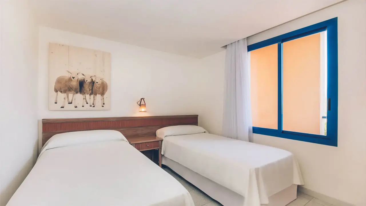 Pokój z dwoma łóżkami w Iberostar Waves Club Cala Barca
