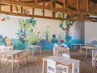 Klub dla dzieci w Iberostar Waves Club Cala Barca z malowidłami