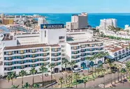 Widok na budynek Iberostar Waves Las Dalias i okolicę