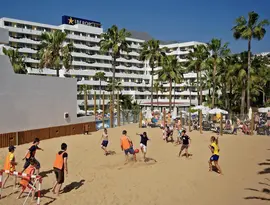 Siatkówka plażowa w hotelu Iberostar Waves Las Dalias