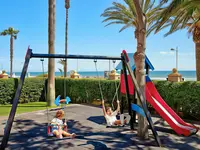 Plac zabaw dla dzieci w Iberostar Waves Malaga Playa