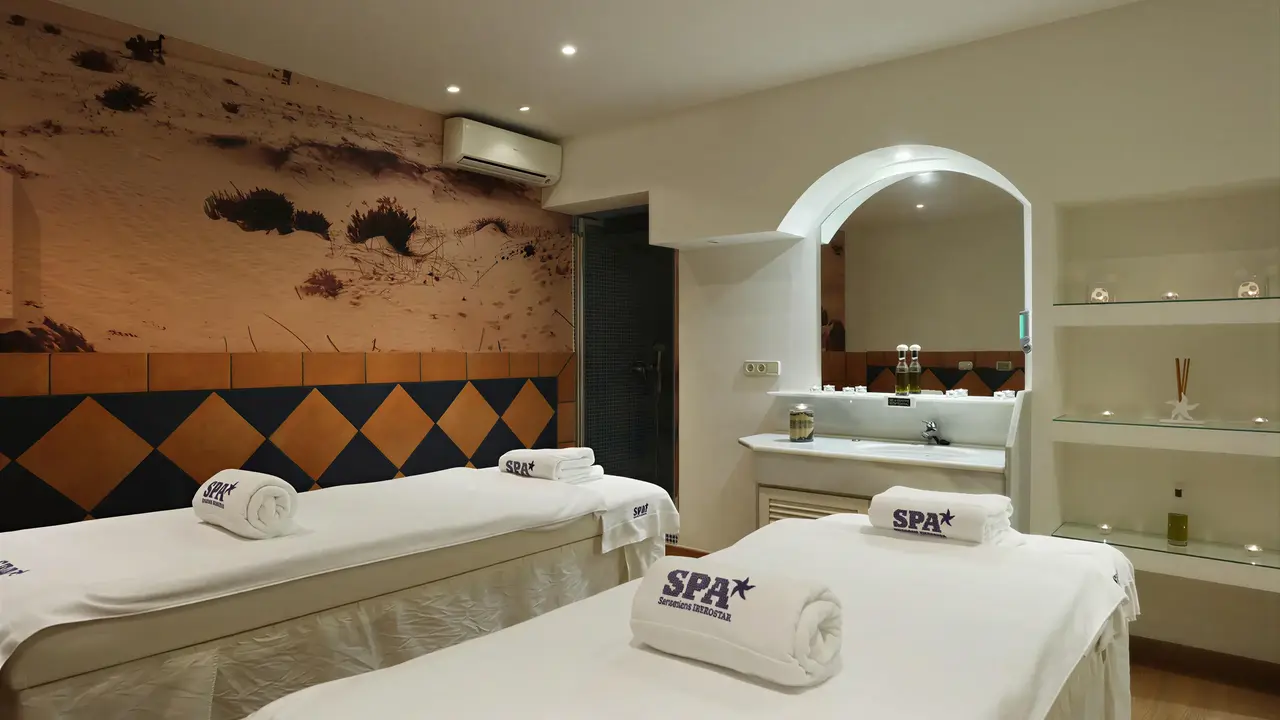 Gabinet masażu w Iberostar Waves Malaga Playa