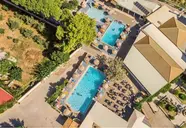Widok z lotu ptaka na Ionian Sea & Aquapark