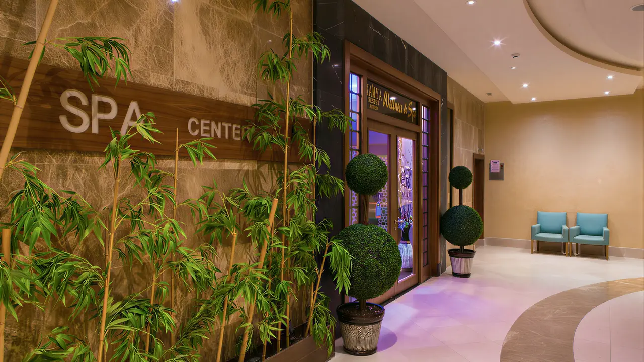 Wejście do centrum spa w Kahya Resort Aqua & Spa