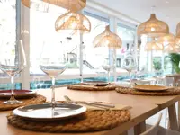 Nakryte stoły w restauracji Kaktus Playa