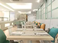 Jasna restauracja w hotelu Kaktus Playa