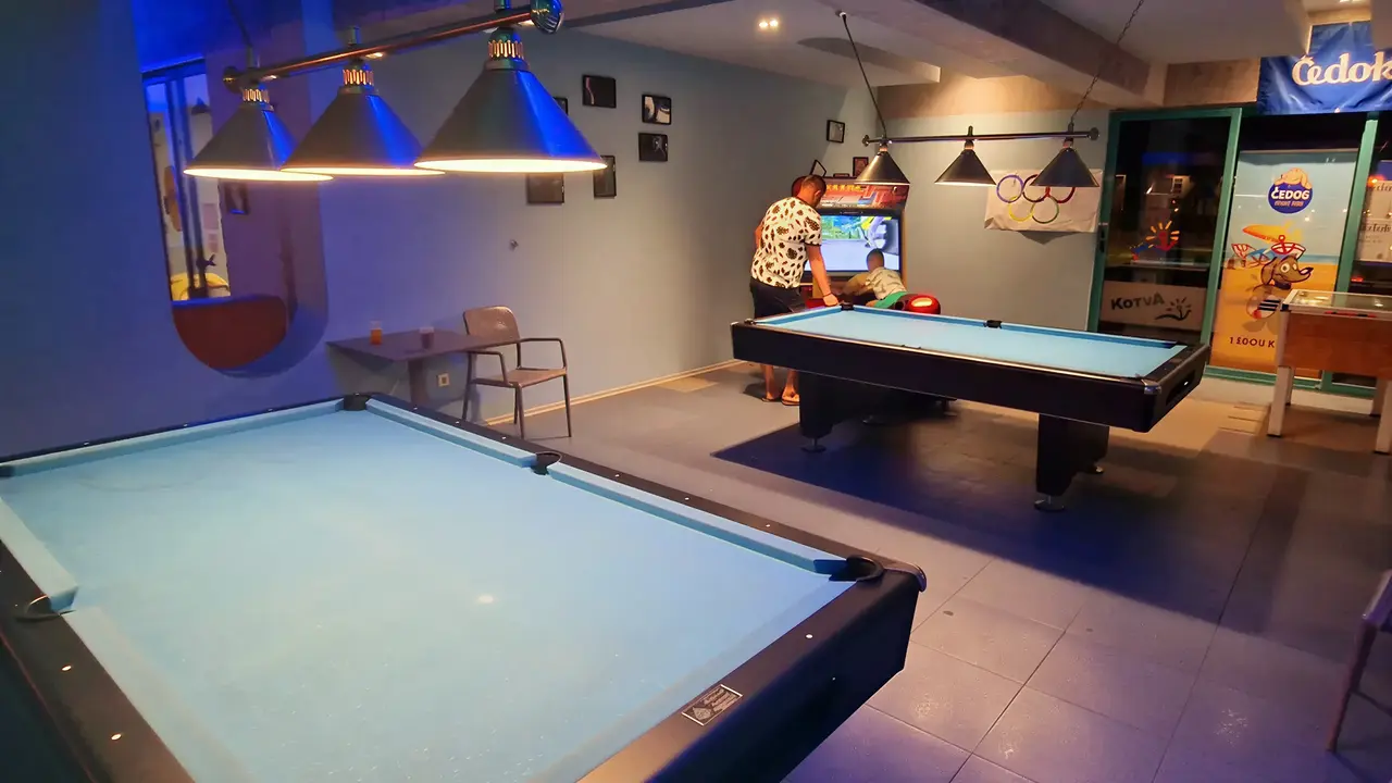 Sala bilardowa w Kotva