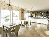 Jadalnia i bufet w La Conchiglia Suites & Spa