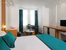 Nowoczesny pokój gościnny w Ladonia Hotels Adakule
