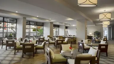 Wnętrze hotelowego lounge w Lara Barut Collection