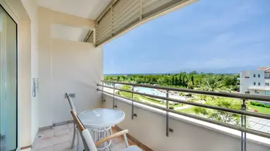 Balkon pokoju w Lara Barut Collection
