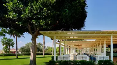 Taras restauracji w Lara Barut Collection