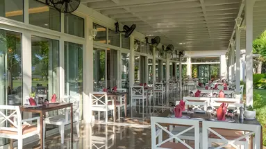 Taras restauracyjny w Lara Barut Collection