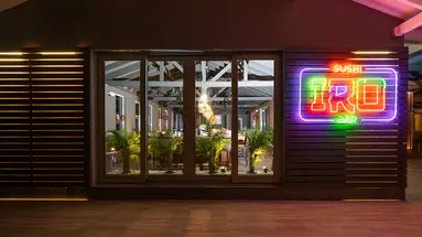 Sushi Bar w Lara Barut Collection