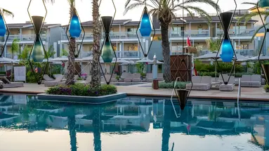 Basen przy hotelu Lara Barut Collection
