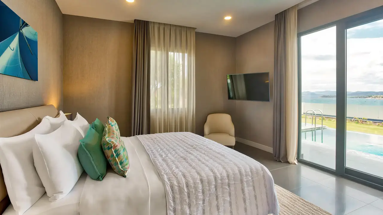 Nowoczesna sypialnia w hotelu Le Meridien Bodrum Beach Resort (ex Lux Bodrum )