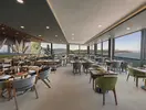 Restauracja w Le Meridien Bodrum Beach Resort (ex Lux Bodrum ) z widokiem na morze