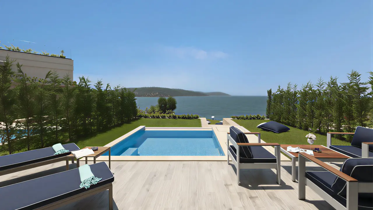 Prywatny basen i taras w Le Meridien Bodrum Beach Resort (ex Lux Bodrum )