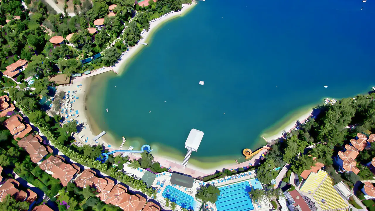 Widok z lotu ptaka na Letoonia Club