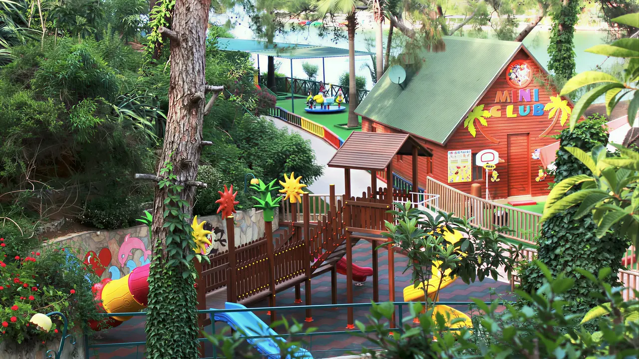 Plac zabaw Mini Club w Letoonia Club