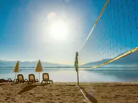 Siatkówka plażowa na plaży w Letoonia Club