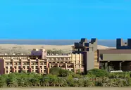 Panorama budynków kompleksu Lopesan Baobab Resort