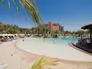 Basen z plażą w Lopesan Baobab Resort