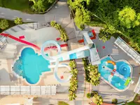 Zjeżdżalnie wodne w Lykia Botanika Beach