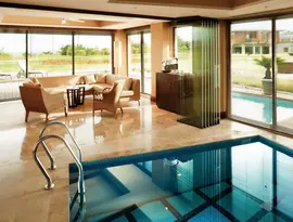 Prywatny basen i salon w Lykia World Antalya & Links Golf