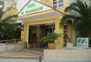 Wejście do budynku Manaus