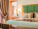 Przytulna sypialnia w hotelu Marabout